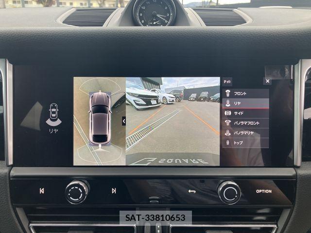 Porsche MACAN 2023-06 1489754-16