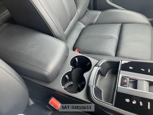 Porsche MACAN 2023-06 1489754-18
