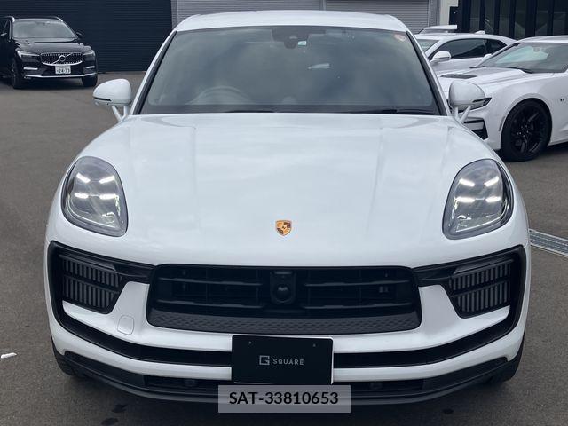Porsche MACAN 2023-06 1489754-5