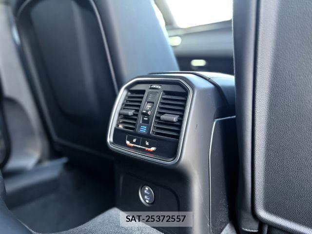 Porsche MACAN 2019-09 1554653-19