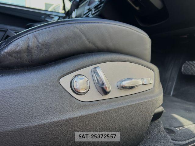 Porsche MACAN 2019-09 1554653-8
