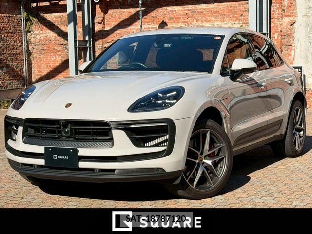 Porsche MACAN 2022-12 1663151-0