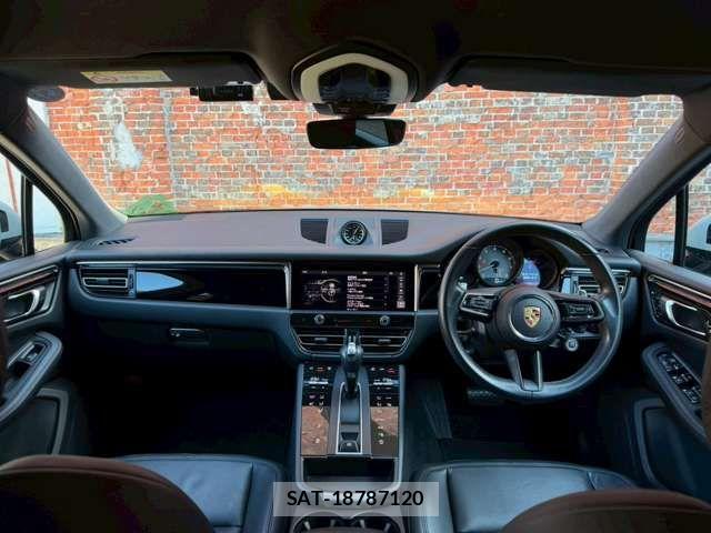 Porsche MACAN 2022-12 1663151-1