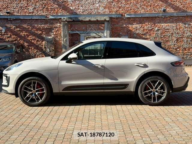 Porsche MACAN 2022-12 1663151-5
