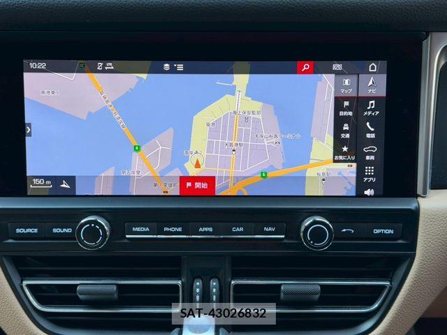 Porsche MACAN 2021-12 2003688-20