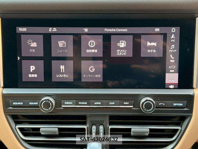Porsche MACAN 2021-12 2003688-24