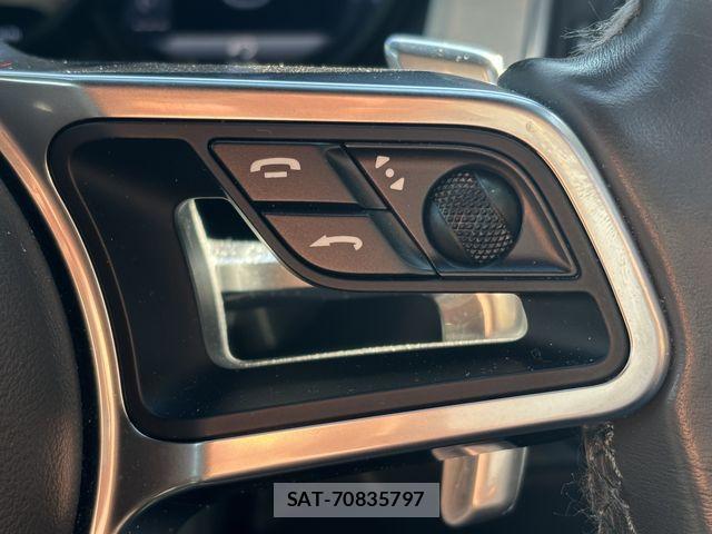 Porsche MACAN 2016-10 2003693-13