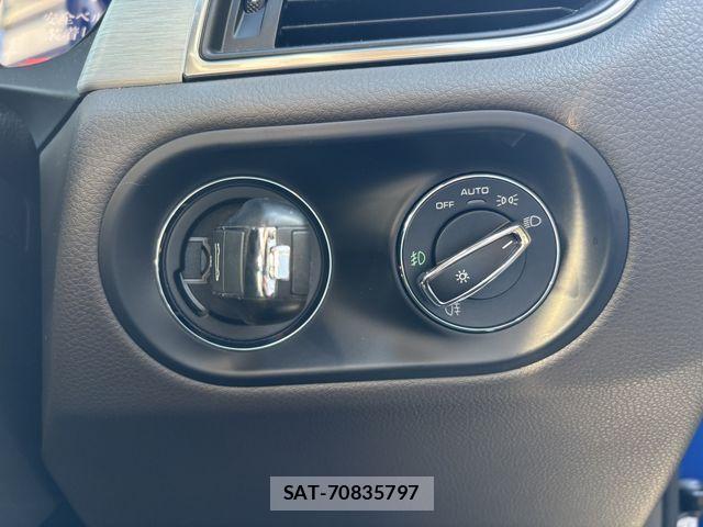 Porsche MACAN 2016-10 2003693-19