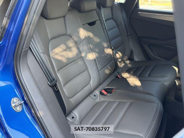 Porsche MACAN 2016-10 2003693-23
