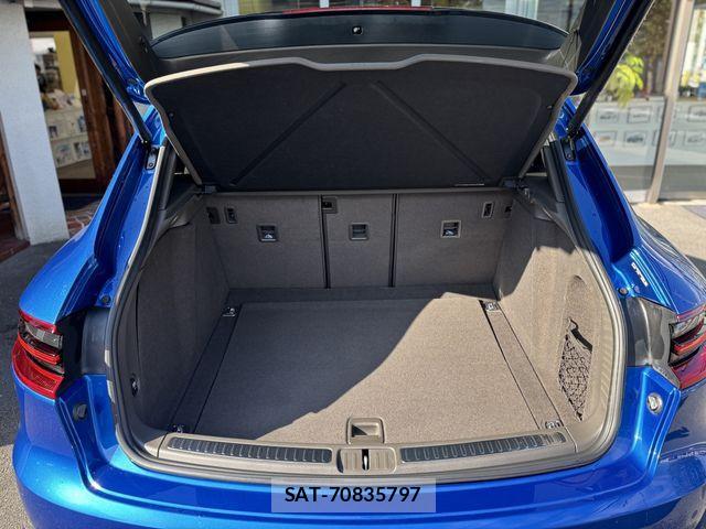 Porsche MACAN 2016-10 2003693-26