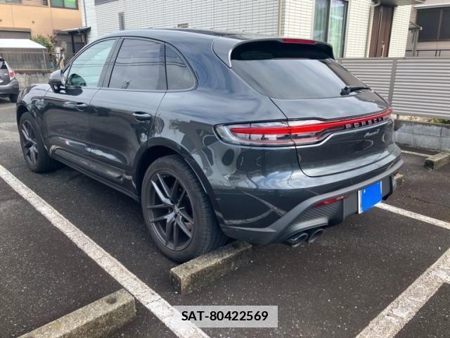 Porsche MACAN 2023-01 2352593-3