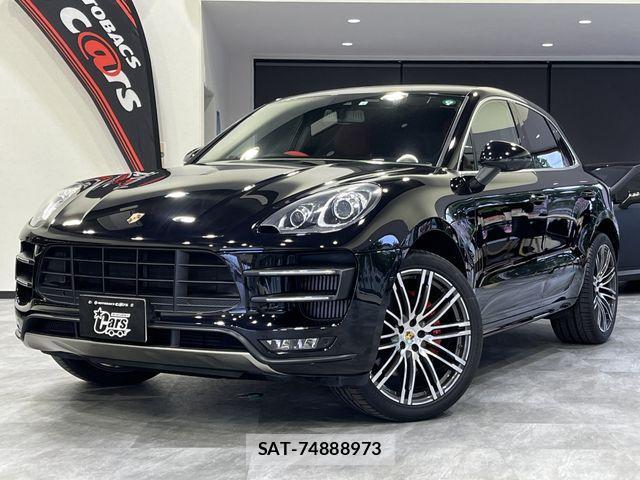 Porsche MACAN 2016-01 2401575-0