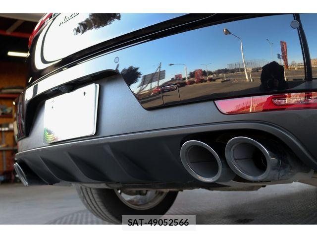 Porsche MACAN 2021-08 2729856-13