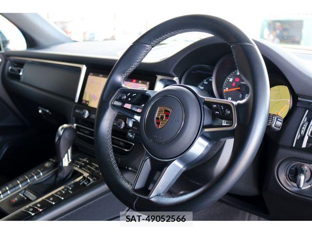 Porsche MACAN 2021-08 2729856-15