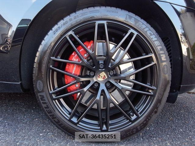 Porsche MACAN 2022-05 2729851-10