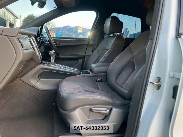 Porsche MACAN 2015-03 3383490-11