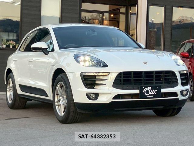 Porsche MACAN 2015-03 3383490-2