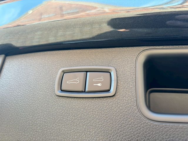 Porsche MACAN 2020-12 3680096-17