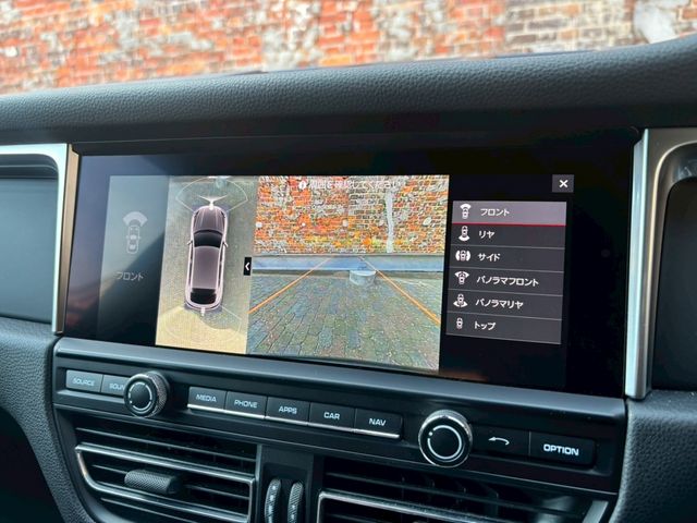 Porsche MACAN 2020-12 3680096-27