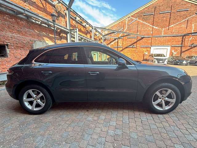 Porsche MACAN 2020-12 3680096-6