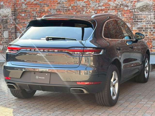 Porsche MACAN 2020-12 3680096-7