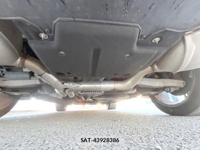 Porsche MACAN 2015-03 3774252-19