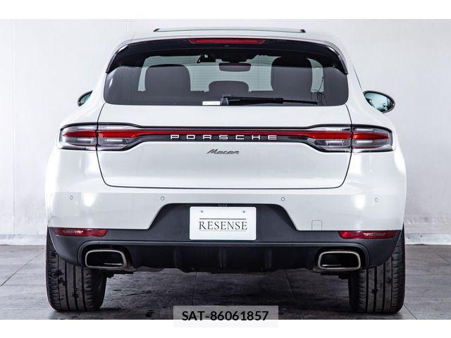 Porsche MACAN 2021-02 3774236-10