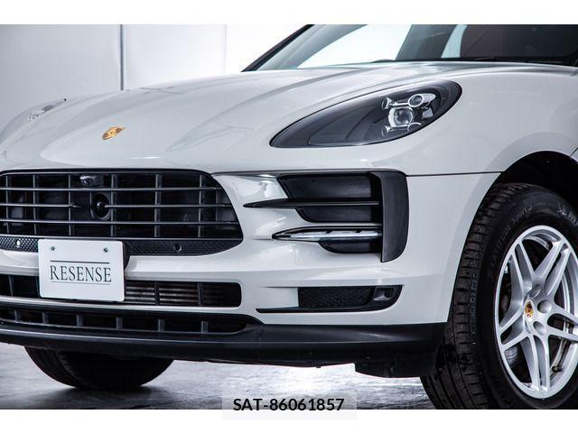 Porsche MACAN 2021-02 3774236-18