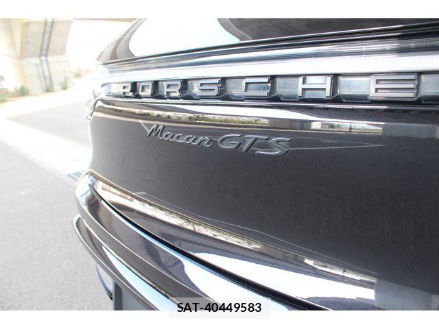 Porsche MACAN 2022-03 3908815-15