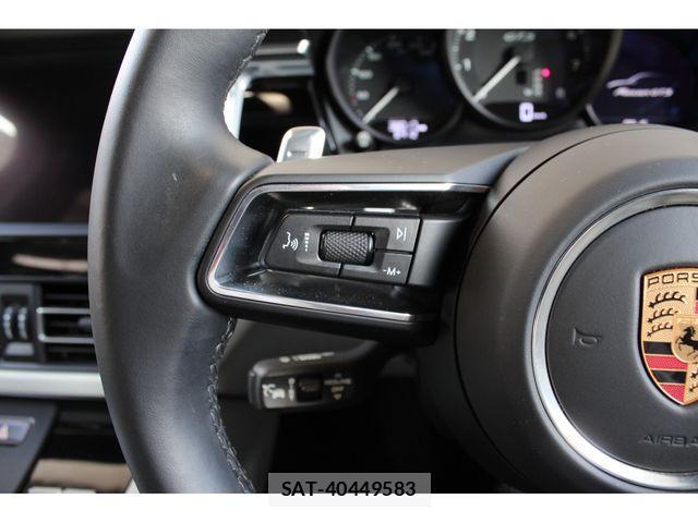 Porsche MACAN 2022-03 3908815-20