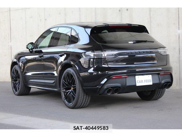 Porsche MACAN 2022-03 3908815-4