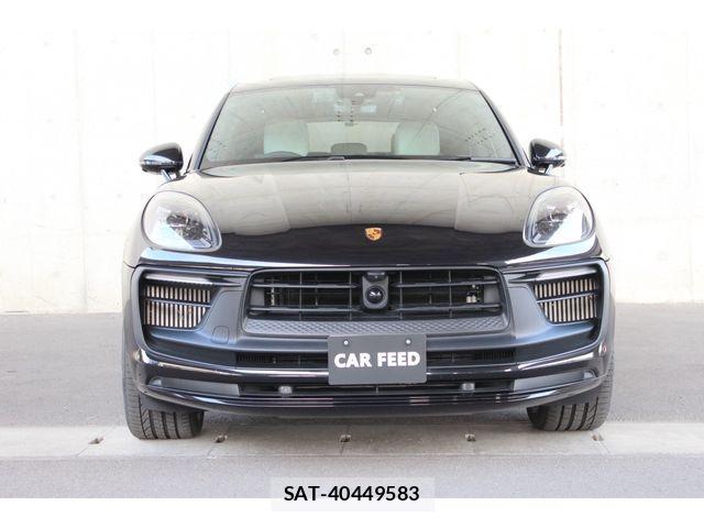Porsche MACAN 2022-03 3908815-5