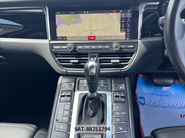 Porsche MACAN 2020-04 4047266-15
