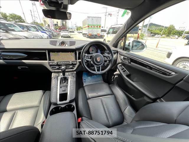 Porsche MACAN 2020-04 4047266-27