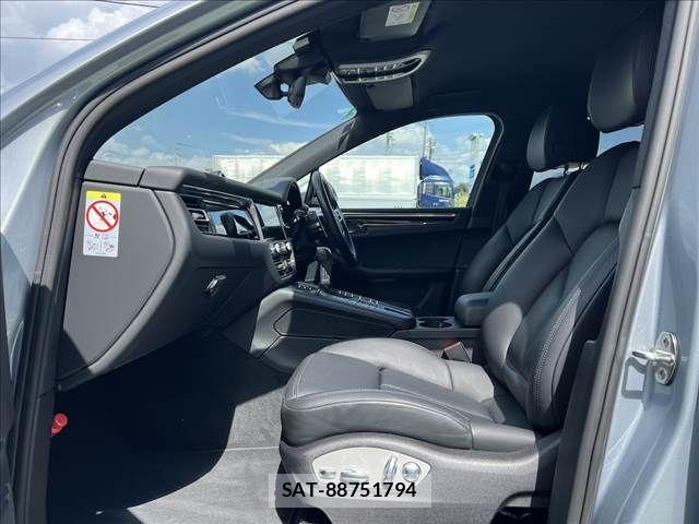 Porsche MACAN 2020-04 4047266-7