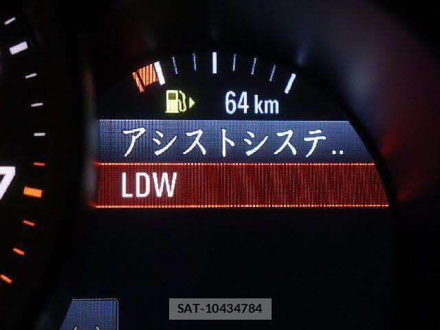 Porsche MACAN 2017-03 4176810-16