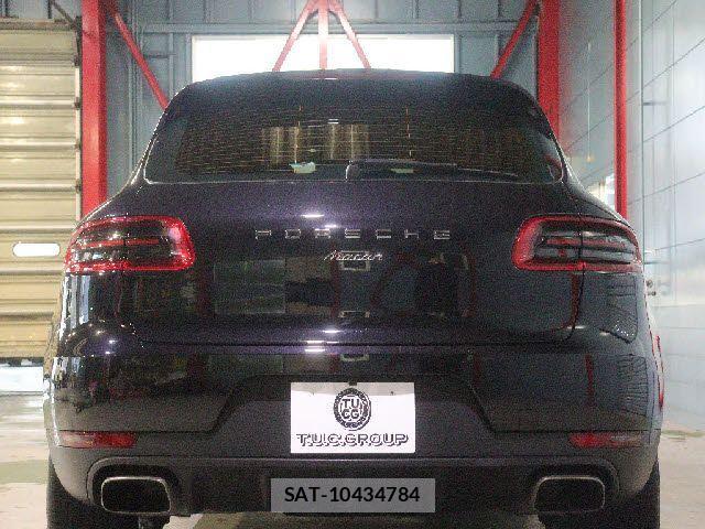 Porsche MACAN 2017-03 4176810-5