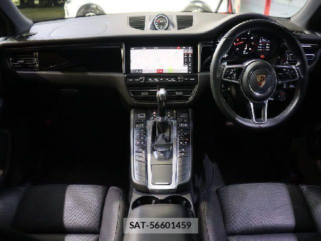 Porsche MACAN 2019-07 4329279-1