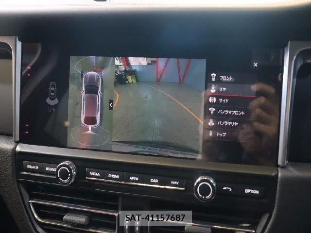 Porsche MACAN 2020-08 4599339-9