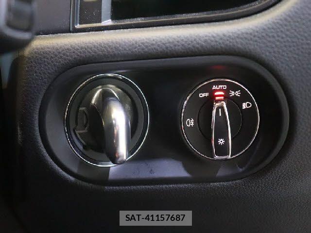 Porsche MACAN 2020-08 4599339-10