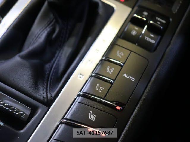 Porsche MACAN 2020-08 4599339-13