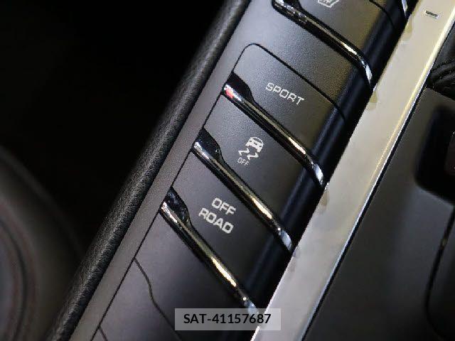 Porsche MACAN 2020-08 4599339-14
