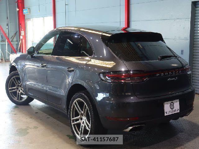 Porsche MACAN 2020-08 4599339-21