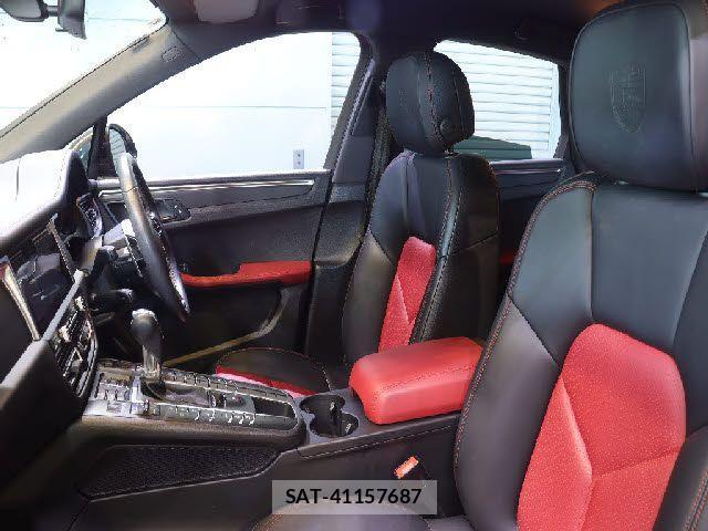 Porsche MACAN 2020-08 4599339-28