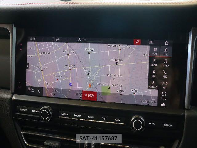 Porsche MACAN 2020-08 4599339-8