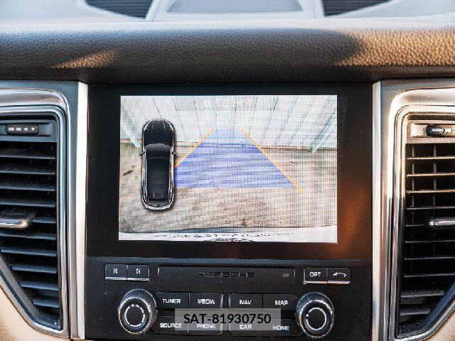 Porsche MACAN 2017-08 5875449-15