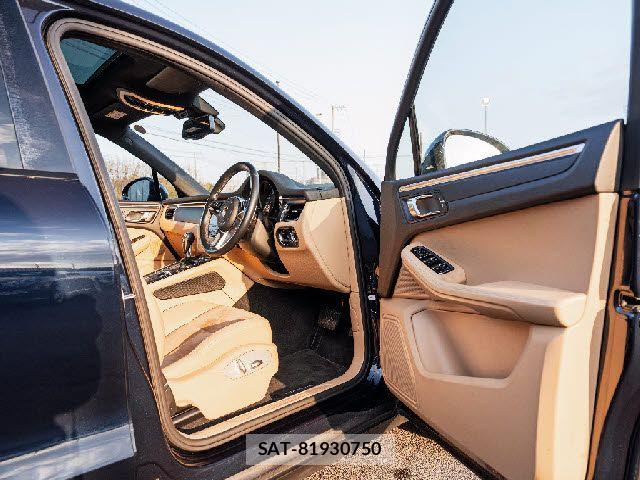 Porsche MACAN 2017-08 5875449-24