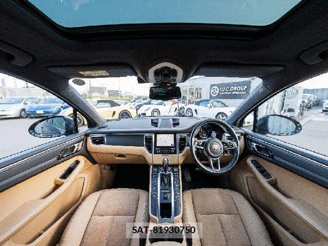 Porsche MACAN 2017-08 5875449-2
