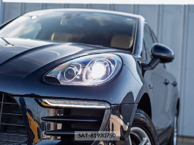 Porsche MACAN 2017-08 5875449-29