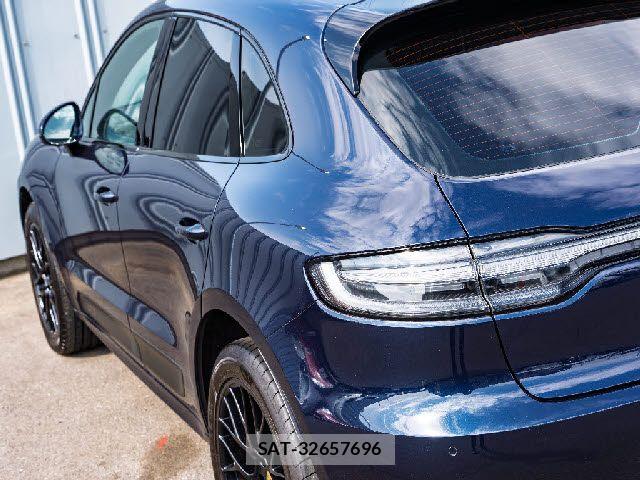 Porsche MACAN 2020-12 5875438-12